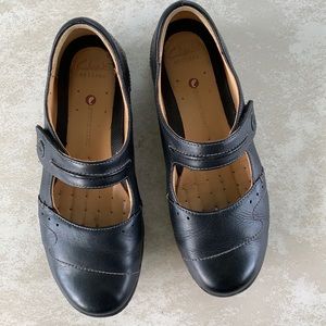 Clarks artisan black Mary Jane flats sz 7.5m
